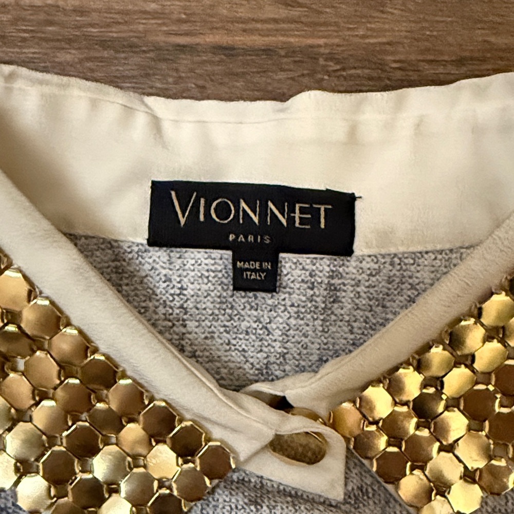 Vionnet Gold and Cream Collar Top - Picture 2 of 5
